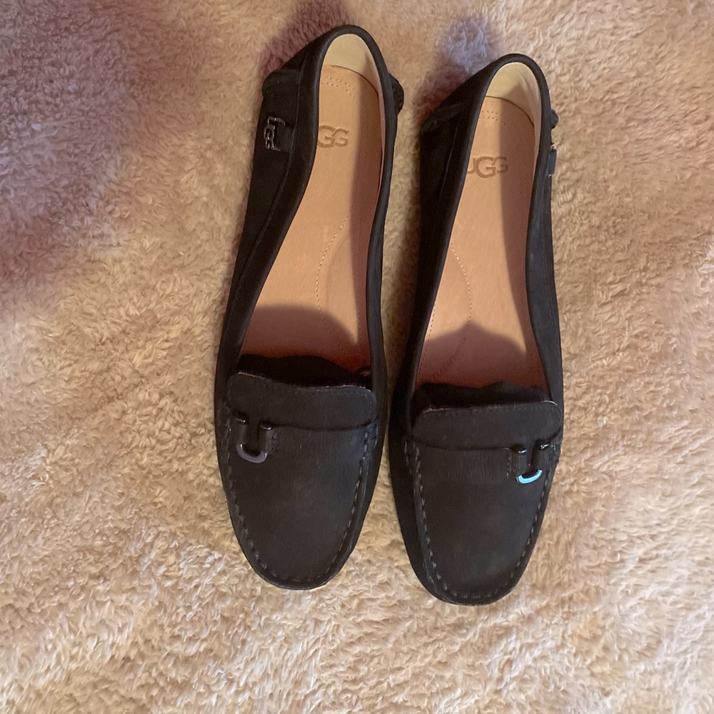 Ugg Black Loafer